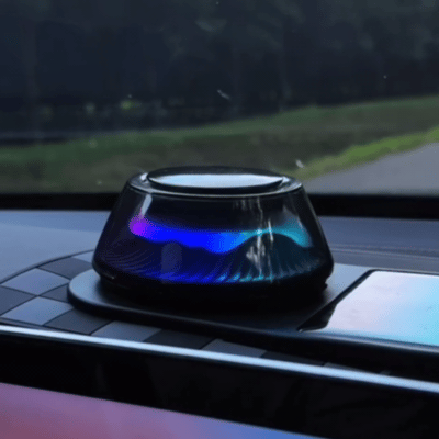 CHASSENCE Luxe Car Diffuser Pro | Auto-Sensing, French Scents & Negative Ion Purifier