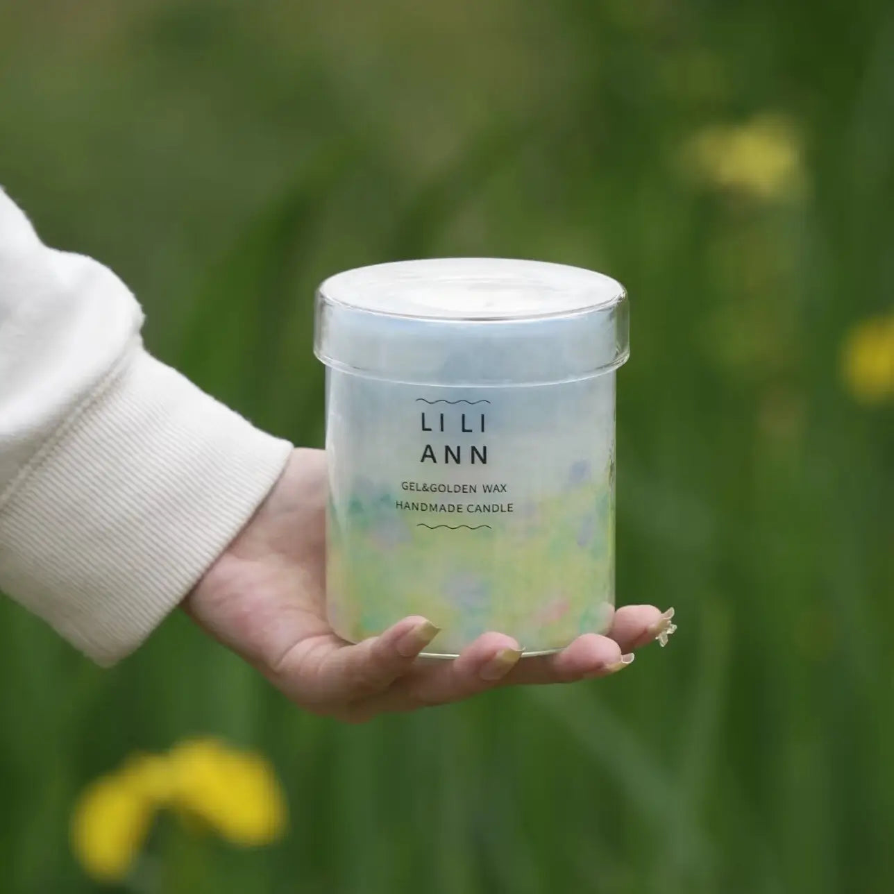 CHASSENCE Seasonal Soy-Beeswax Scented Candle & Ambient Lamp