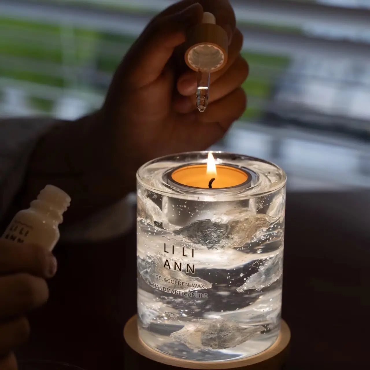 CHASSENCE Seasonal Soy-Beeswax Scented Candle & Ambient Lamp