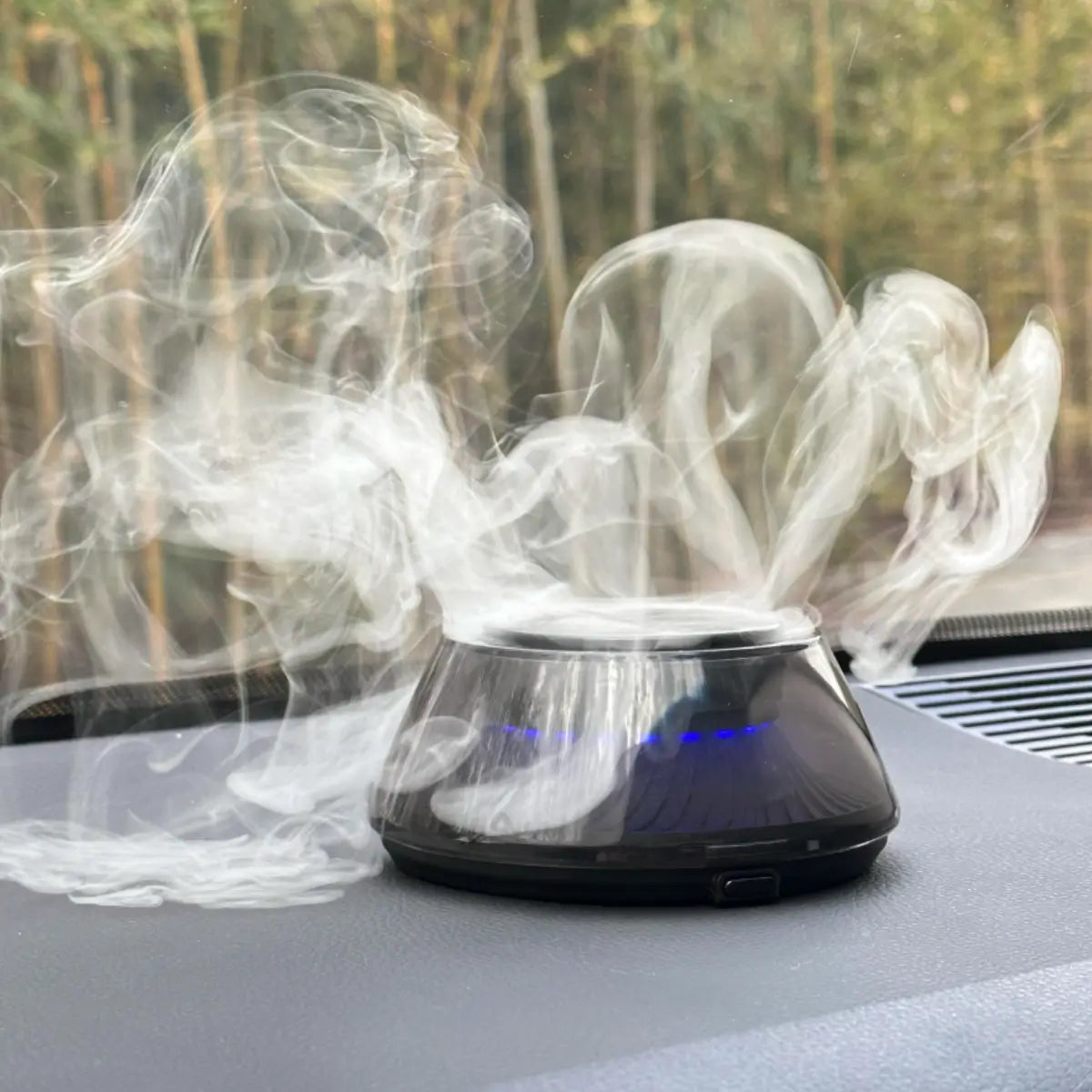 CHASSENCE Luxe Car Diffuser Pro | Auto-Sensing, French Scents & Negative Ion Purifier
